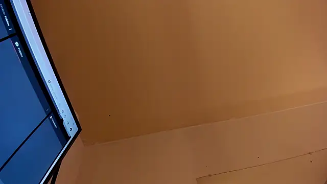 SalomeSimonz online show from 2, 12, 2025