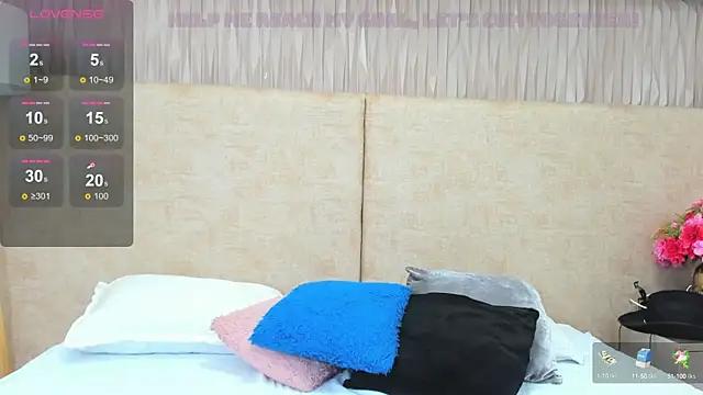 Snapshot of taylorsmiiith_ chatting on 1, 2, 2025 taylorsmiiith online show from 1, 2, 2025