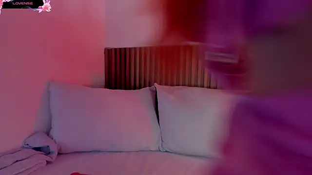 alliss ginger  online show from 29, 11, 2025