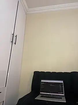 Barbie Teddy online show from 15, 4, 2026