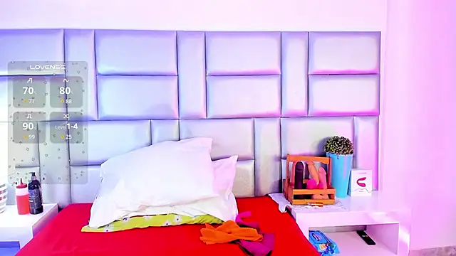 LovelyNickii online show from 12, 9, 2025