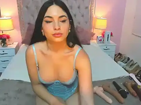 NoaLuxury online show from 16, 3, 2025