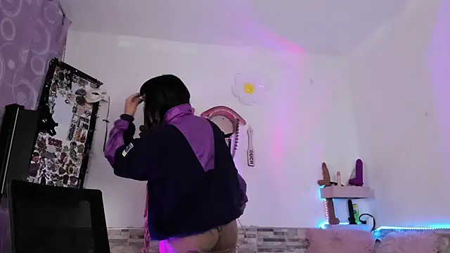 Snapshot of amyswallow7 chatting on 22, 2, 2026 amyswallow7 online show from 22, 2, 2026