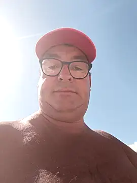 Snapshot of MountJohnXL chatting on 1, 2, 2025 MountJohnXL online show from 1, 2, 2025