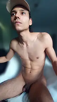 Snapshot of TyroneeDE chatting on 1, 3, 2025 TyroneeDE online show from 1, 3, 2025