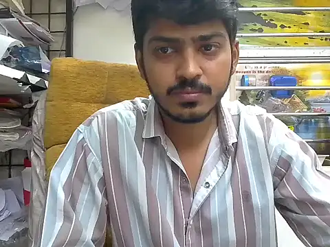 cute modell online show from 7, 11, 2025