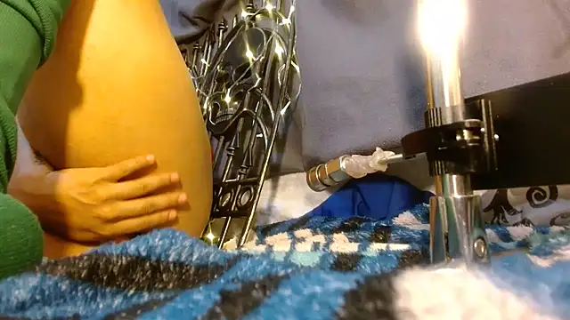 Snapshot of kattislut77 chatting on 21, 11, 2025 kattislut77 online show from 21, 11, 2025