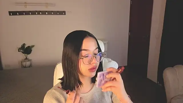 Snapshot of Renaxi_Smith chatting on 18, 7, 2026 Renaxi Smith online show from 18, 7, 2026