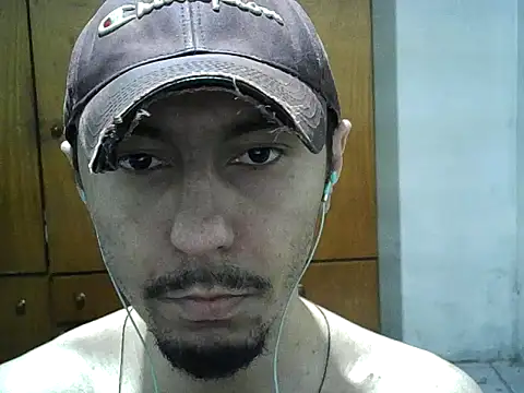 Snapshot of michel1520 chatting on 18, 10, 2025 michel1520 online show from 18, 10, 2025