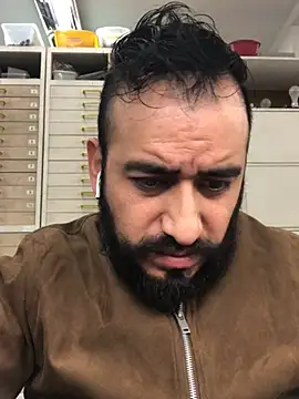 Snapshot of leonardohot1987 chatting on 27, 1, 2025 leonardohot1987 online show from 27, 1, 2025