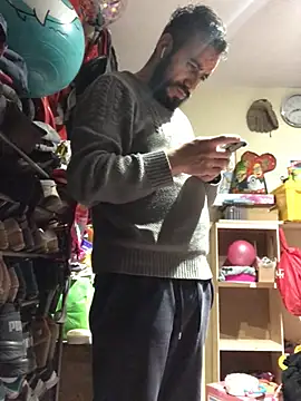 Snapshot of leonardohot1987 chatting on 1, 2, 2025 leonardohot1987 online show from 1, 2, 2025