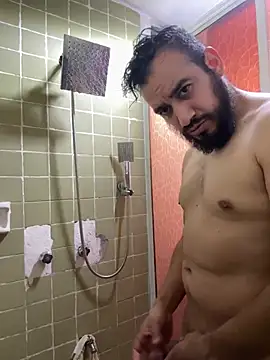 Snapshot of leonardohot1987 chatting on 3, 3, 2025 leonardohot1987 online show from 3, 3, 2025