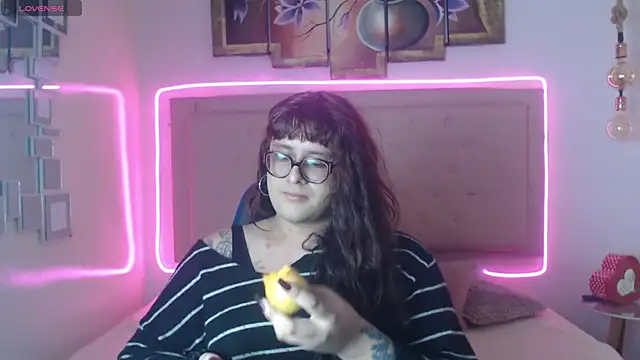 kathepickmanx online show from 8, 4, 2026