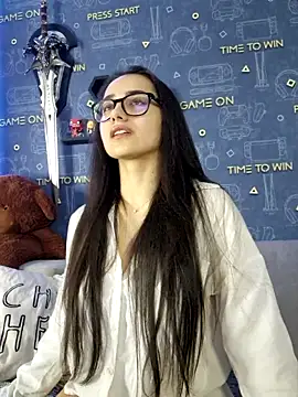 Snapshot of LittleX_Angel chatting on 8, 3, 2025 LittleX Angel online show from 8, 3, 2025