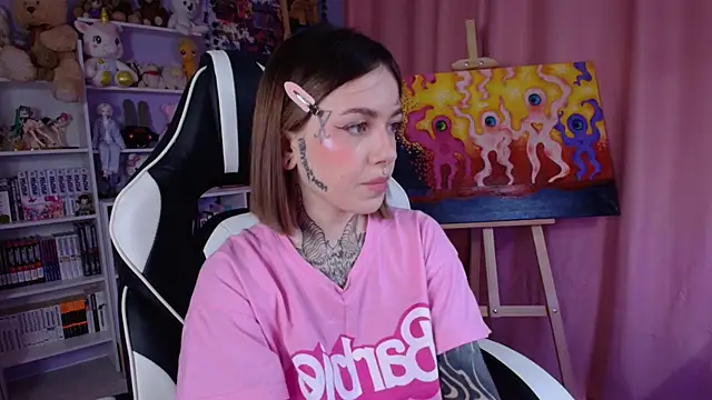 Snapshot of Catharsisi chatting on 10, 2, 2025 Catharsisi online show from 10, 2, 2025