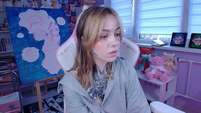 Snapshot of Catharsisi chatting on 24, 9, 2025 Catharsisi online show from 24, 9, 2025