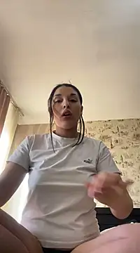 Rosanna Rennie online show from 24, 2, 2025