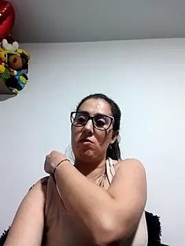 CHARLOTTE 1711 online show from 1, 11, 2025