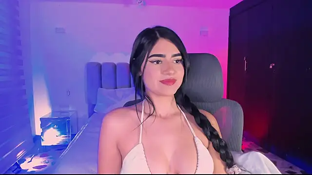 BellaaStorm online show from 22, 10, 2025