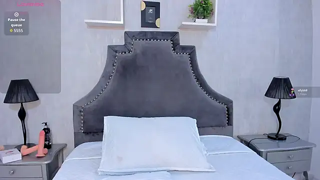 BellaaStorm online show from 25, 10, 2025