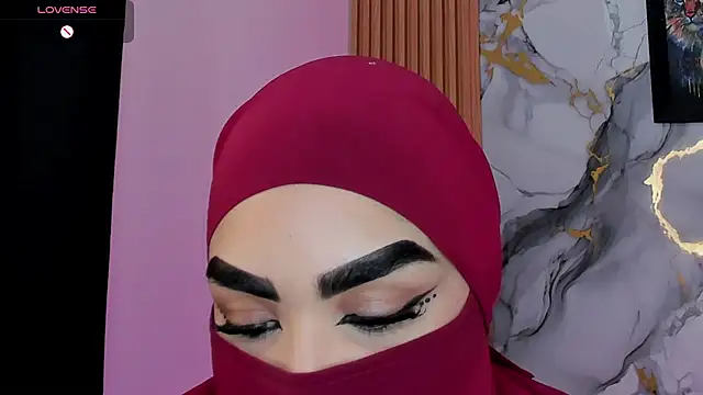 Snapshot of Maissa_Alabi chatting on 5, 6, 2026 Maissa Alabi online show from 5, 6, 2026