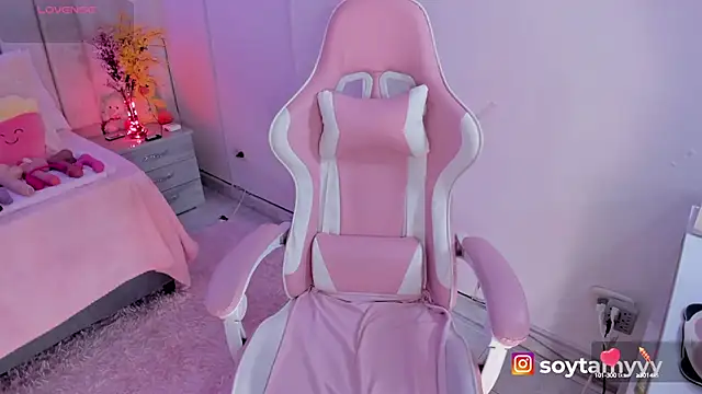 Snapshot of tamy_xoo chatting on 28, 1, 2025 tamy xoo online show from 28, 1, 2025