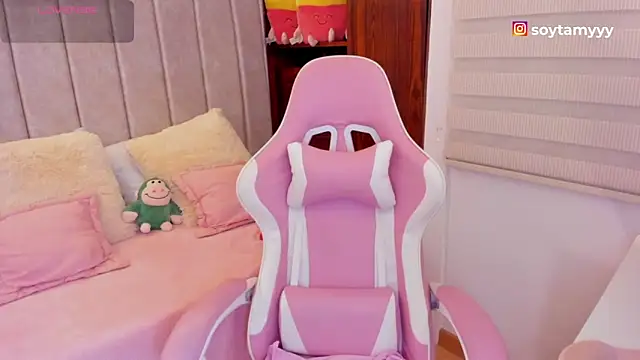 Snapshot of tamy_xoo chatting on 17, 9, 2025 tamy xoo online show from 17, 9, 2025