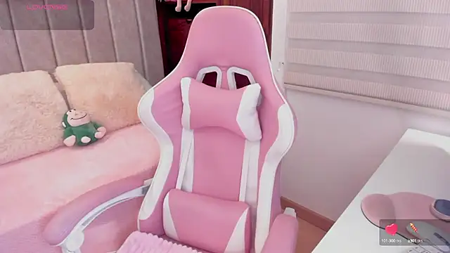 Snapshot of tamy_xoo chatting on 8, 10, 2025 tamy xoo online show from 8, 10, 2025