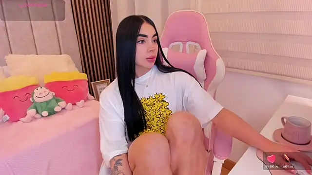 Snapshot of tamy_xoo chatting on 27, 10, 2025 tamy xoo online show from 27, 10, 2025