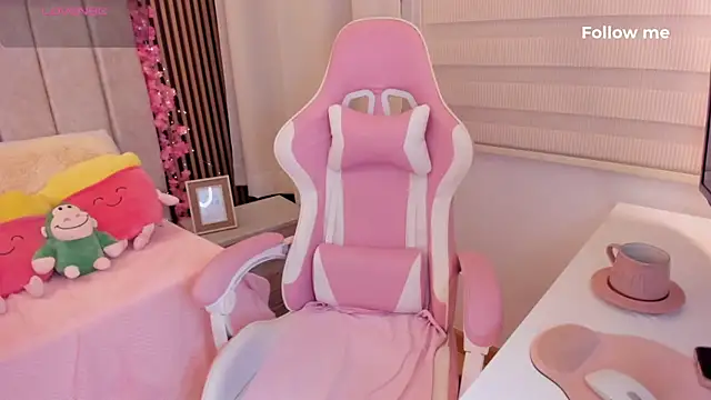 Snapshot of tamy_xoo chatting on 18, 11, 2025 tamy xoo online show from 18, 11, 2025