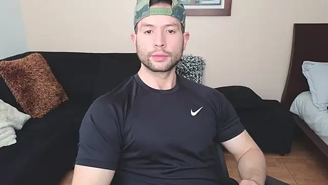 Snapshot of hairyncuteass chatting on 18, 2, 2025 hairyncuteass online show from 18, 2, 2025