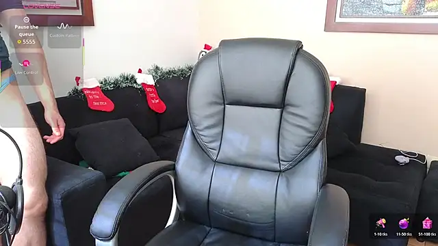 Snapshot of hairyncuteass chatting on 26, 11, 2025 hairyncuteass online show from 26, 11, 2025