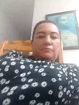 Snapshot of karolove2424 chatting on 17, 10, 2025 karolove2424 online show from 17, 10, 2025