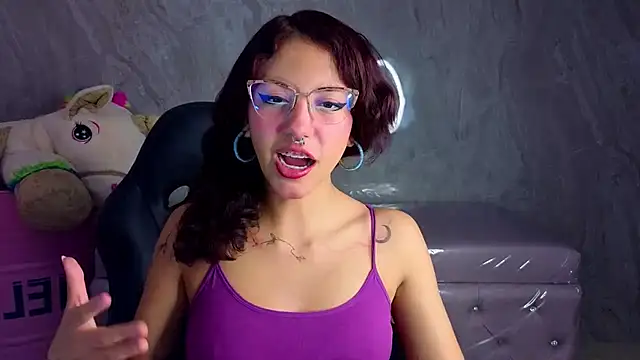 zoe ch  online show from 27, 6, 2026