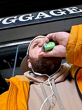 Snapshot of 89fukboi chatting on 11, 4, 2026 89fukboi online show from 11, 4, 2026