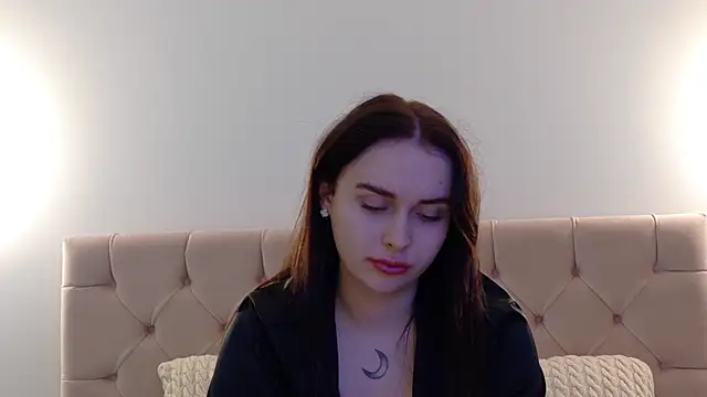 Lilliana Moon online show from 21, 1, 2025