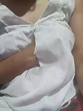 nikkibenza online show from 18, 1, 2025