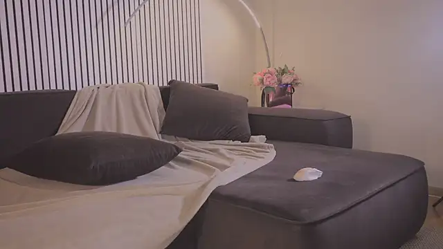 Bella Alita online show from 4, 4, 2026