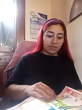 Snapshot of AnonymousGirl chatting on 27, 10, 2025 AnonymousGirl online show from 27, 10, 2025