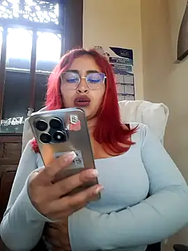 Snapshot of AnonymousGirl chatting on 4, 12, 2025 AnonymousGirl online show from 4, 12, 2025