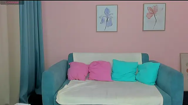 AmeliaLoveee online show from 25, 1, 2025