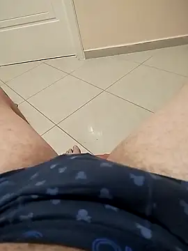 xristoss11 online show from 8, 3, 2025