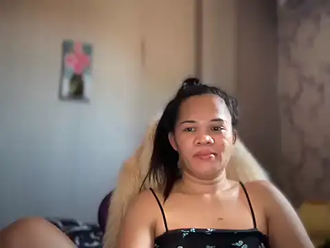 SophiaCourthaway online show from 6, 5, 2026