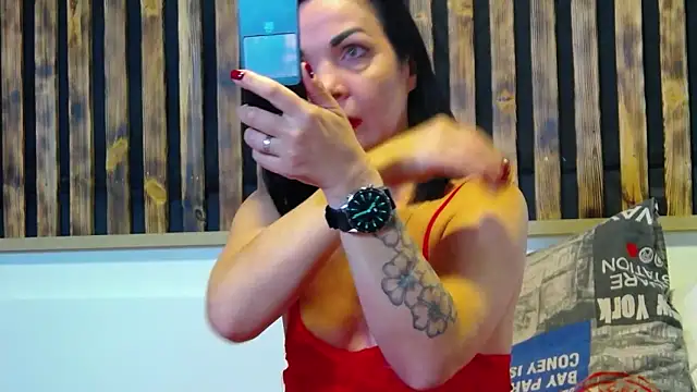 Tory Lovi online show from 14, 3, 2025