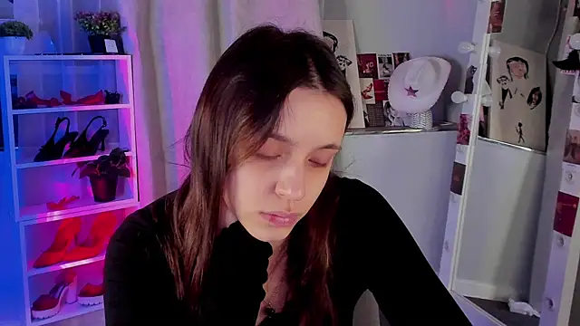 Sahara Shields online show from 10, 11, 2025