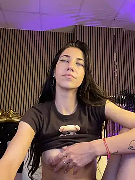 KeylaBlair online show from 7, 3, 2025