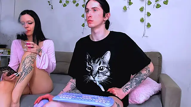 LadyTrep online show from 8, 4, 2026