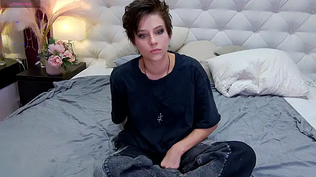 via mayer  online show from 30, 9, 2025