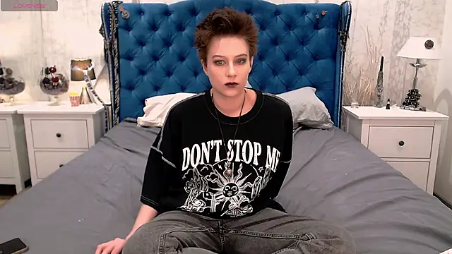 via mayer  online show from 21, 3, 2026