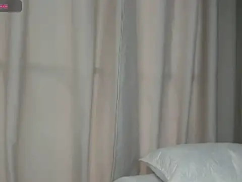 Snapshot of Missangeldust16 chatting on 6, 2, 2025 Missangeldust16 online show from 6, 2, 2025